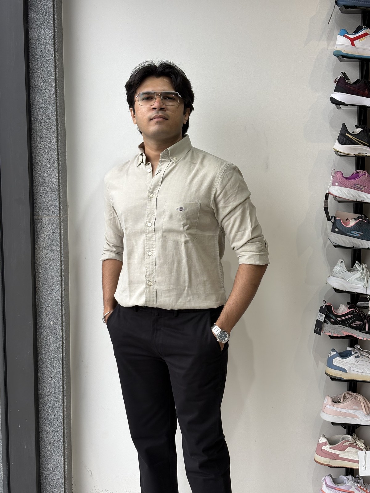 Sand Ecru Relaxed Cotton-Linen Shirt angle 4